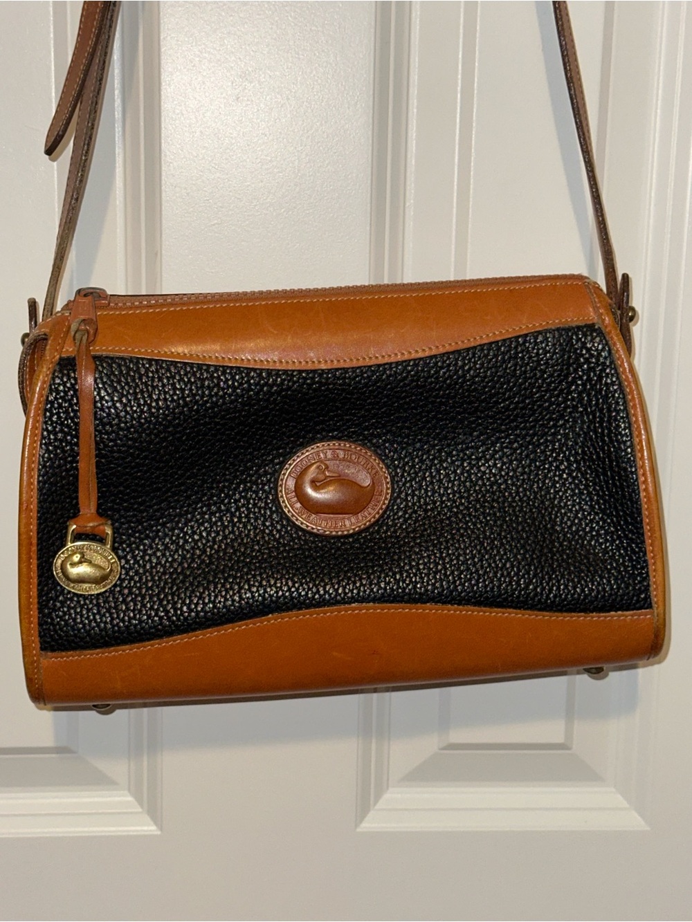 Vintage Dooney & Bourke AWL Cavalry Body Bag Black Tan
